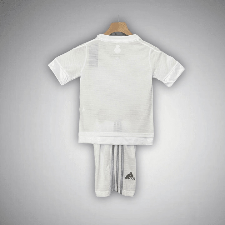 15/16 Real Madrid Home Kids Size Kit from FootballPrestige.com - Premium Football Kits