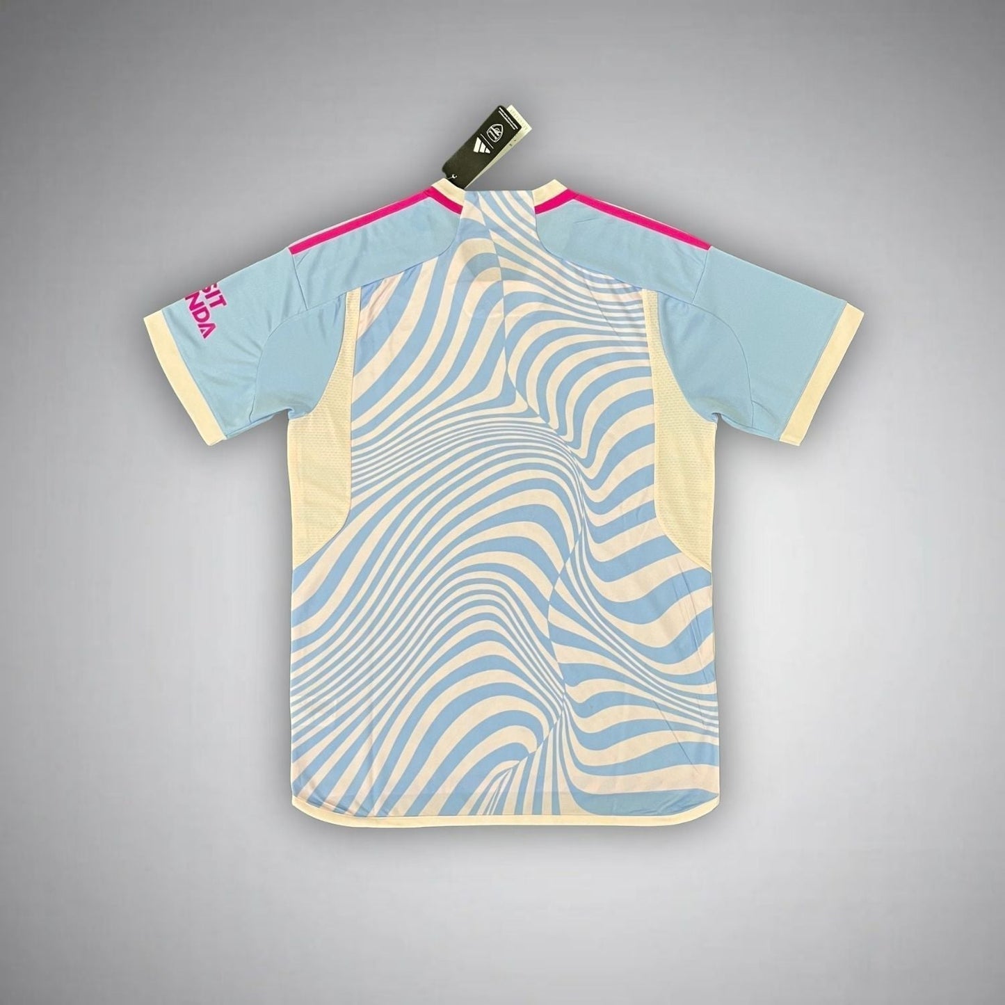 Arsenal "Stella Flow" Premium Kit from FootballPrestige.com - Premium Football Kits