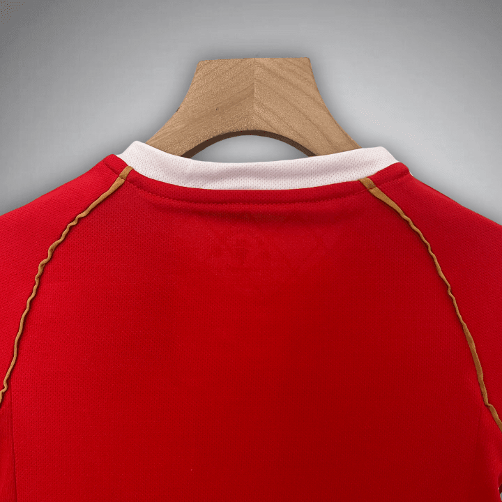 06/07 Manchester United Home Kids Size Kit - Premium Quality Kits at FootballPrestige.store