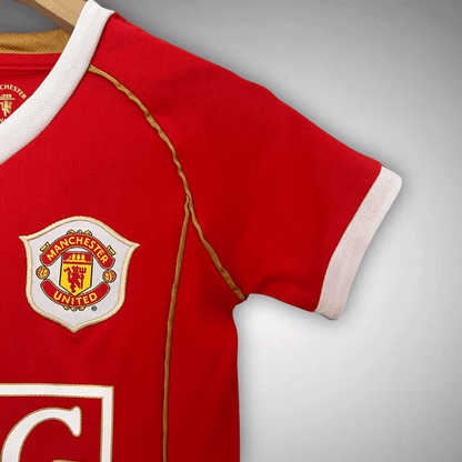 06/07 Manchester United Home Kids Size Kit - Premium Quality Kits at FootballPrestige.store