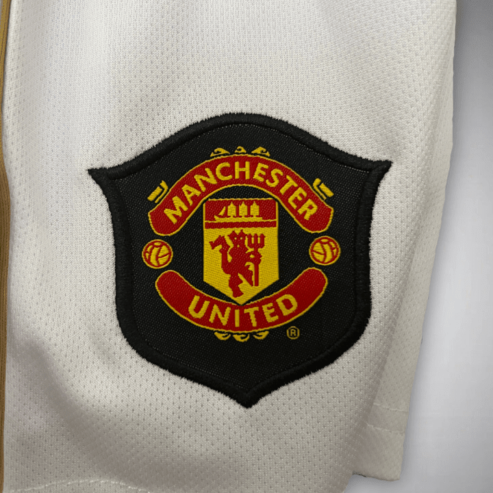 06/07 Manchester United Home Kids Size Kit - Premium Quality Kits at FootballPrestige.store