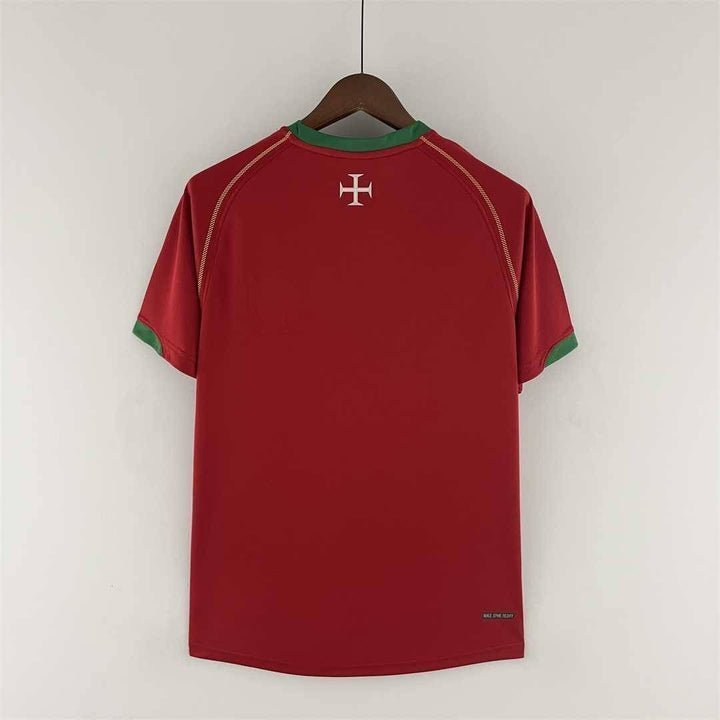06/07 Portugal Home Kit from FootballPrestige.com - Premium Football Kits