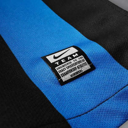 09/10 Inter Milan Home Kit from FootballPrestige.com - Premium Football Kits