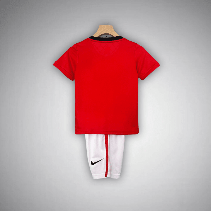 09/10 Manchester United Home Kids Size Kit - Premium Quality Kits at FootballPrestige.store
