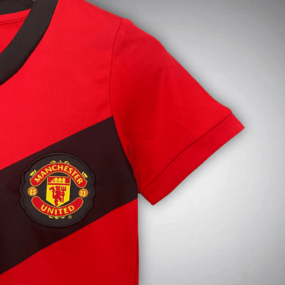 09/10 Manchester United Home Kids Size Kit - Premium Quality Kits at FootballPrestige.store