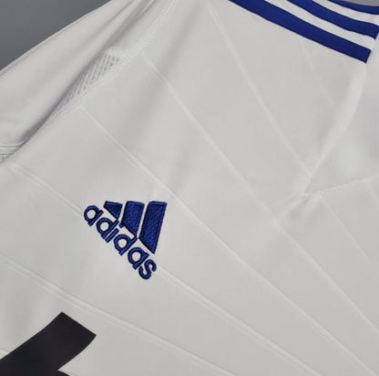 10/11 Real Madrid Home Kit from FootballPrestige.com - Premium Football Kits