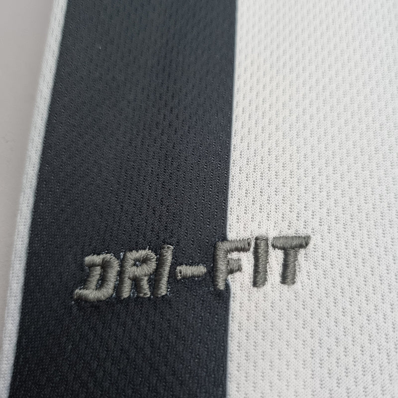 11/12 Santos FC Home Premium Kit from FootballPrestige.club - Premium Football Kits