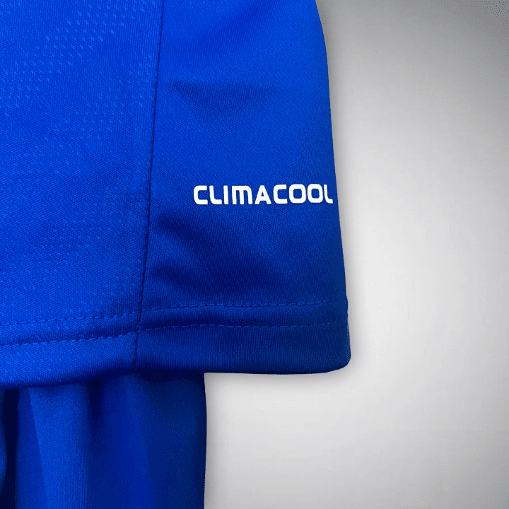 12/13 Chelsea Home Kids Size Kit from FootballPrestige.club - Premium Football Kits