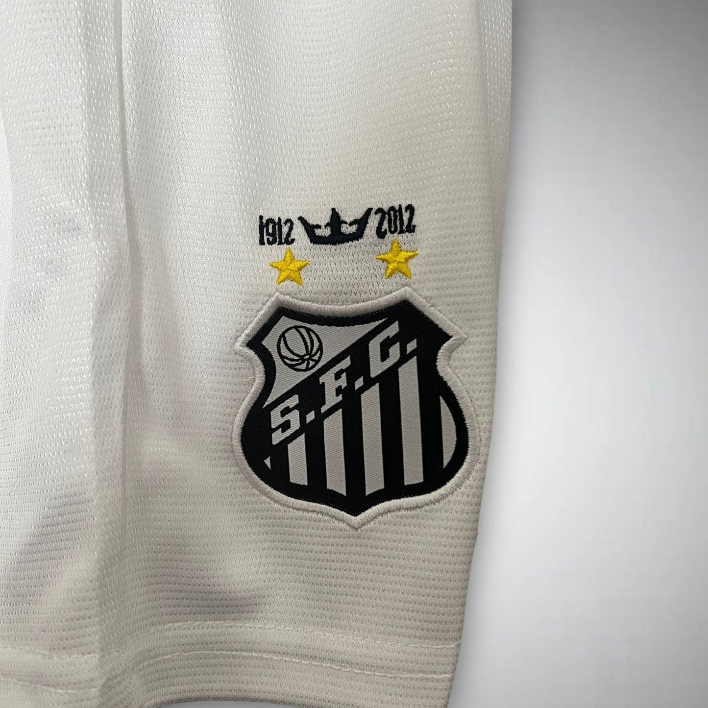 12/13 Santos FC Home Kids Size Kit from FootballPrestige.com - Premium Football Kits