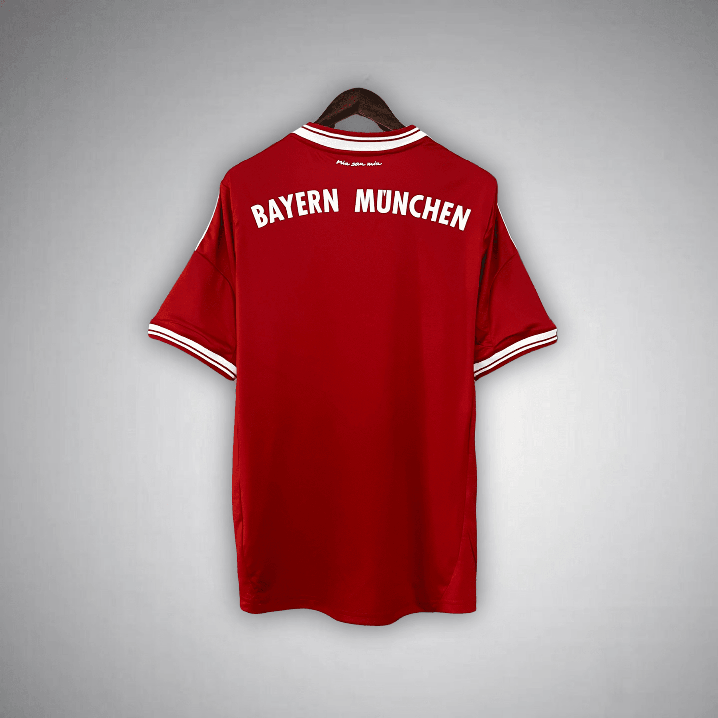 13/14 FC Bayern Home Premium Kit from FootballPrestige.com - Premium Football Kits