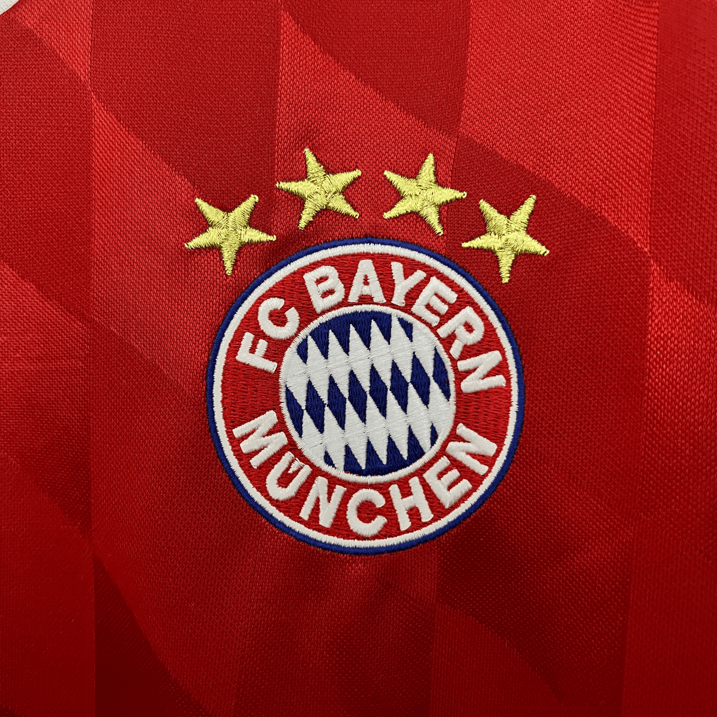 13/14 FC Bayern Home Premium Kit from FootballPrestige.com - Premium Football Kits
