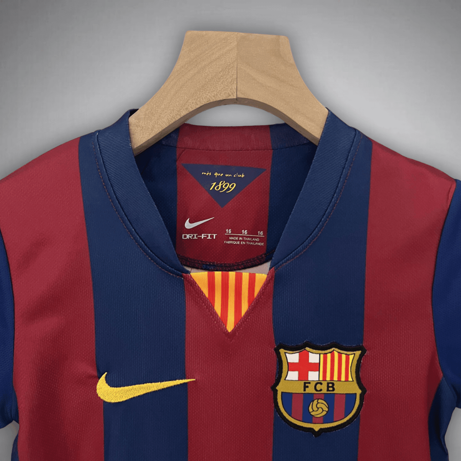 14/15 FC Barcelona Home Kids Size Kit from FootballPrestige.com - Premium Football Kits