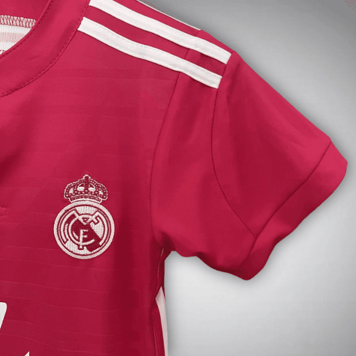 14/15 Real Madrid Away Premium Kids Size Kit from FootballPrestige.club - Premium Football Kits