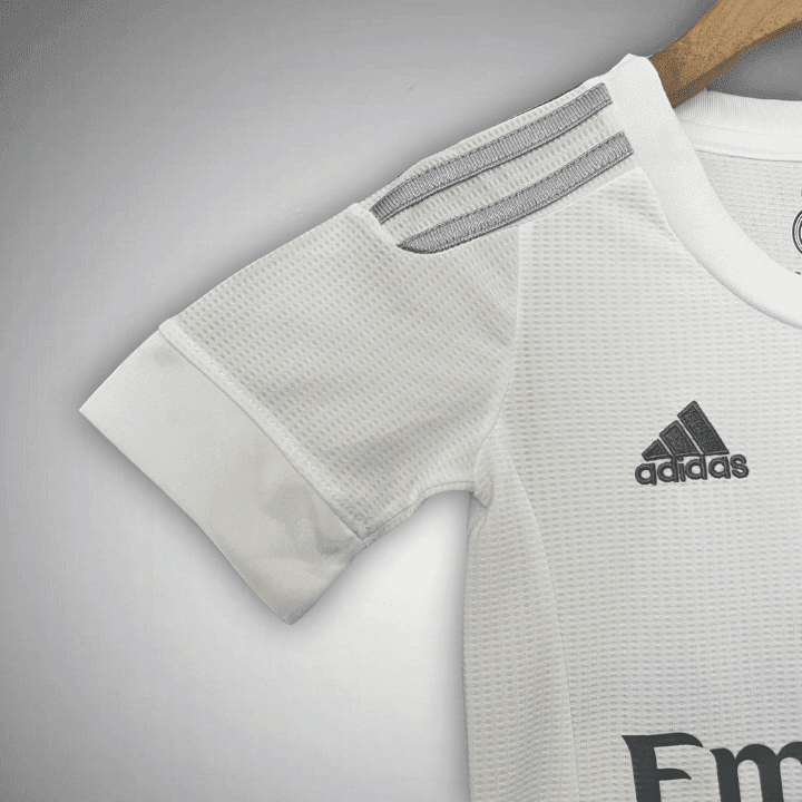 15/16 Real Madrid Home Kids Size Kit from FootballPrestige.com - Premium Football Kits