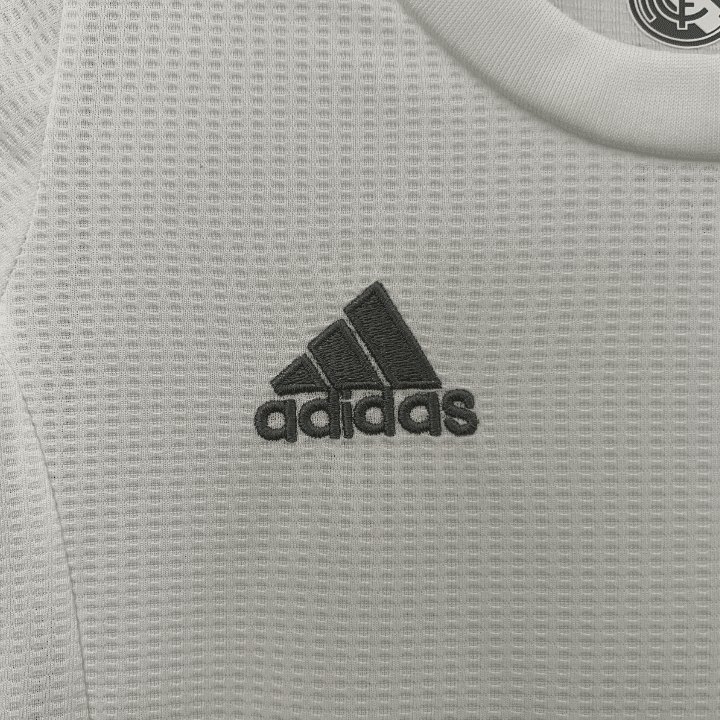 15/16 Real Madrid Home Kids Size Kit from FootballPrestige.com - Premium Football Kits