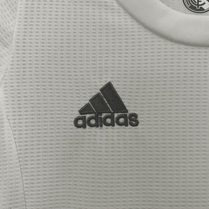 15/16 Real Madrid Home Kids Size Kit from FootballPrestige.club - Premium Football Kits