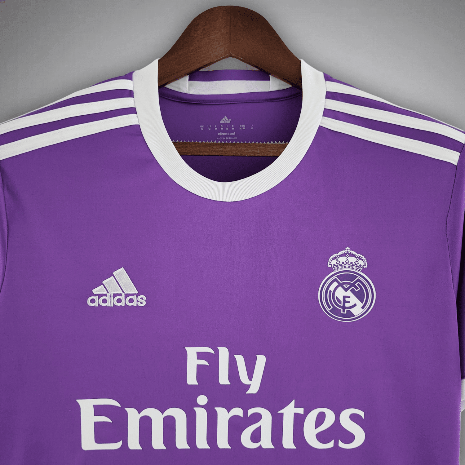 16/17 Real Madrid Away Kit from FootballPrestige.com - Premium Football Kits