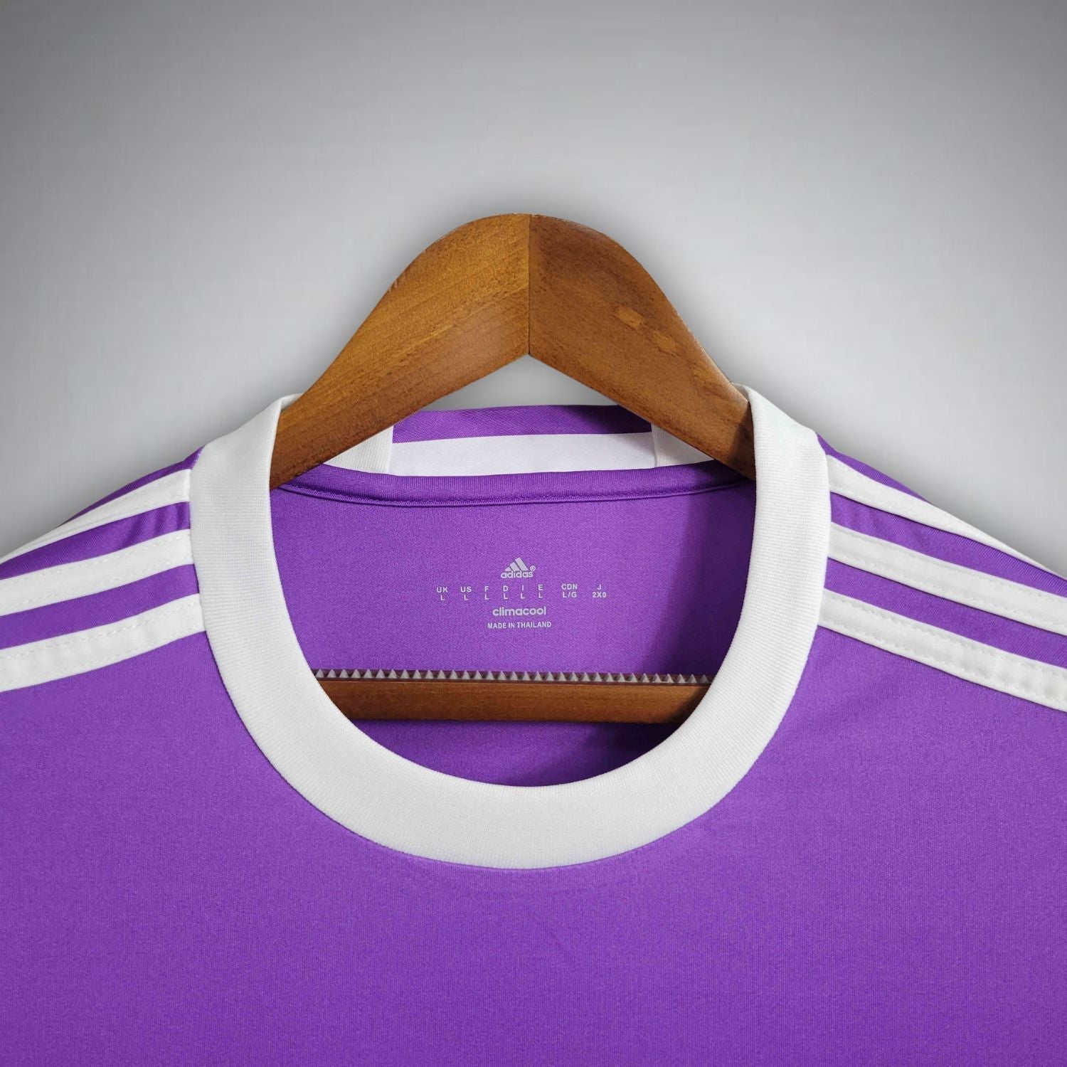16/17 Real Madrid Away Long Sleeve Kit from FootballPrestige.com - Premium Football Kits