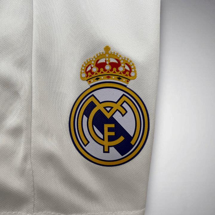 16/17 Real Madrid Home Kids Size Kit from FootballPrestige.com - Premium Football Kits