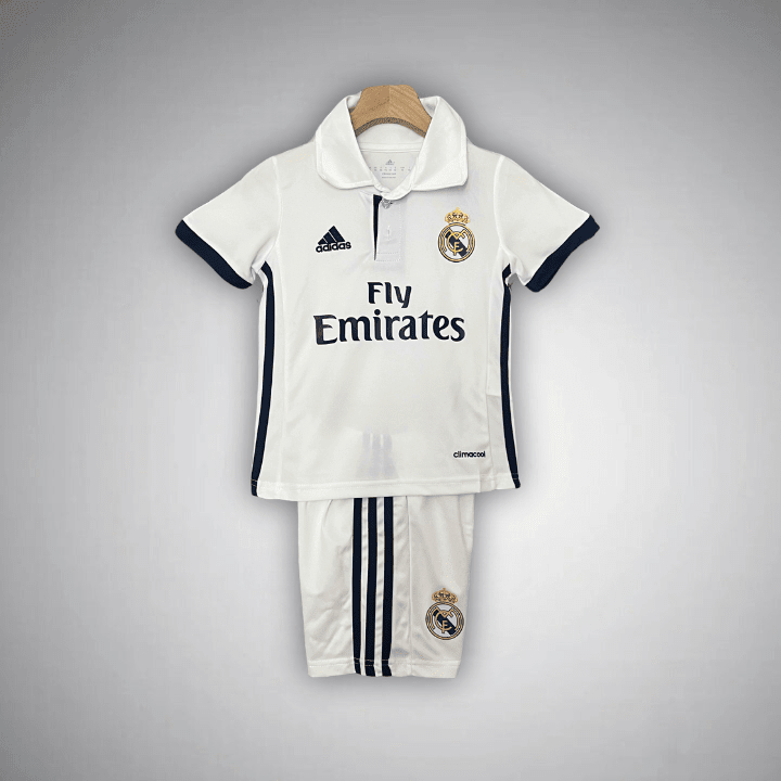 16/17 Real Madrid Home Kids Size Kit from FootballPrestige.club - Premium Football Kits