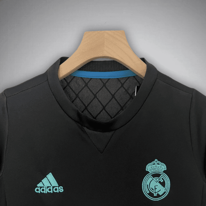 17/18 Real Madrid Away Premium Kids Size Kit from FootballPrestige.com - Premium Football Kits
