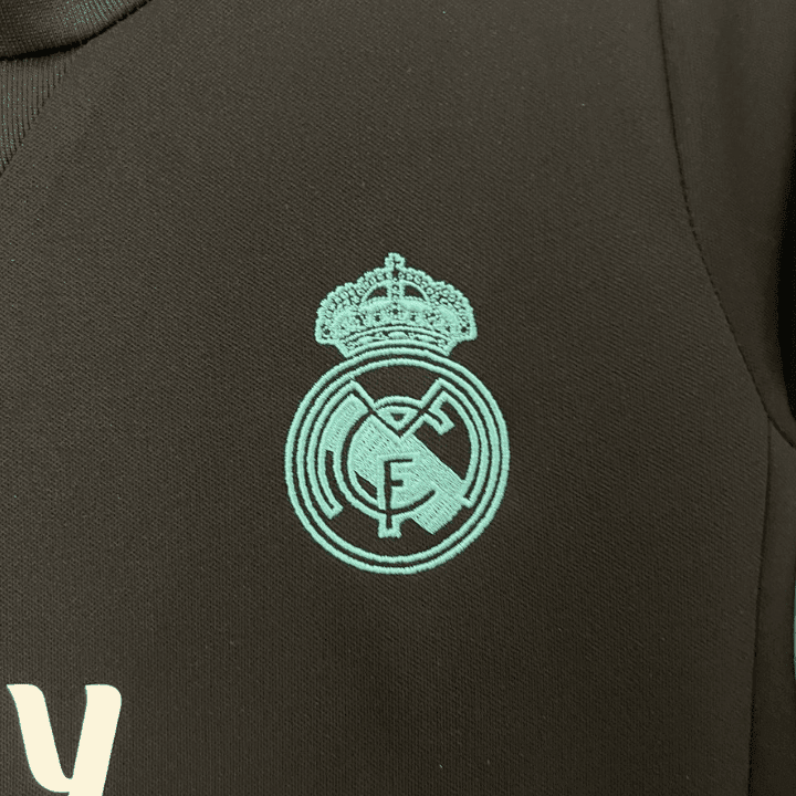 17/18 Real Madrid Away Premium Kids Size Kit from FootballPrestige.club - Premium Football Kits
