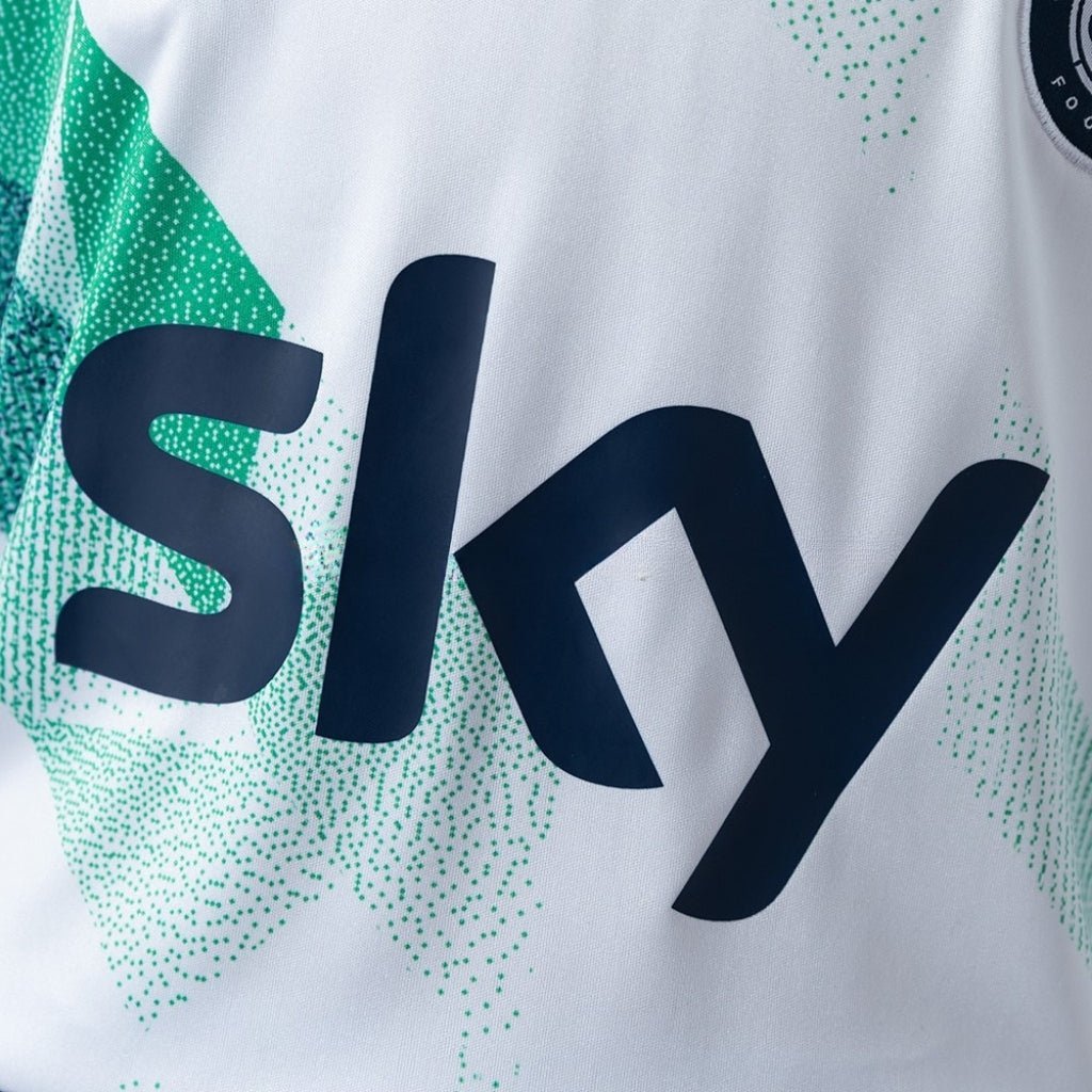 2026 Ireland Away Kids Size Kit from FootballPrestige.com - Premium Football Kits