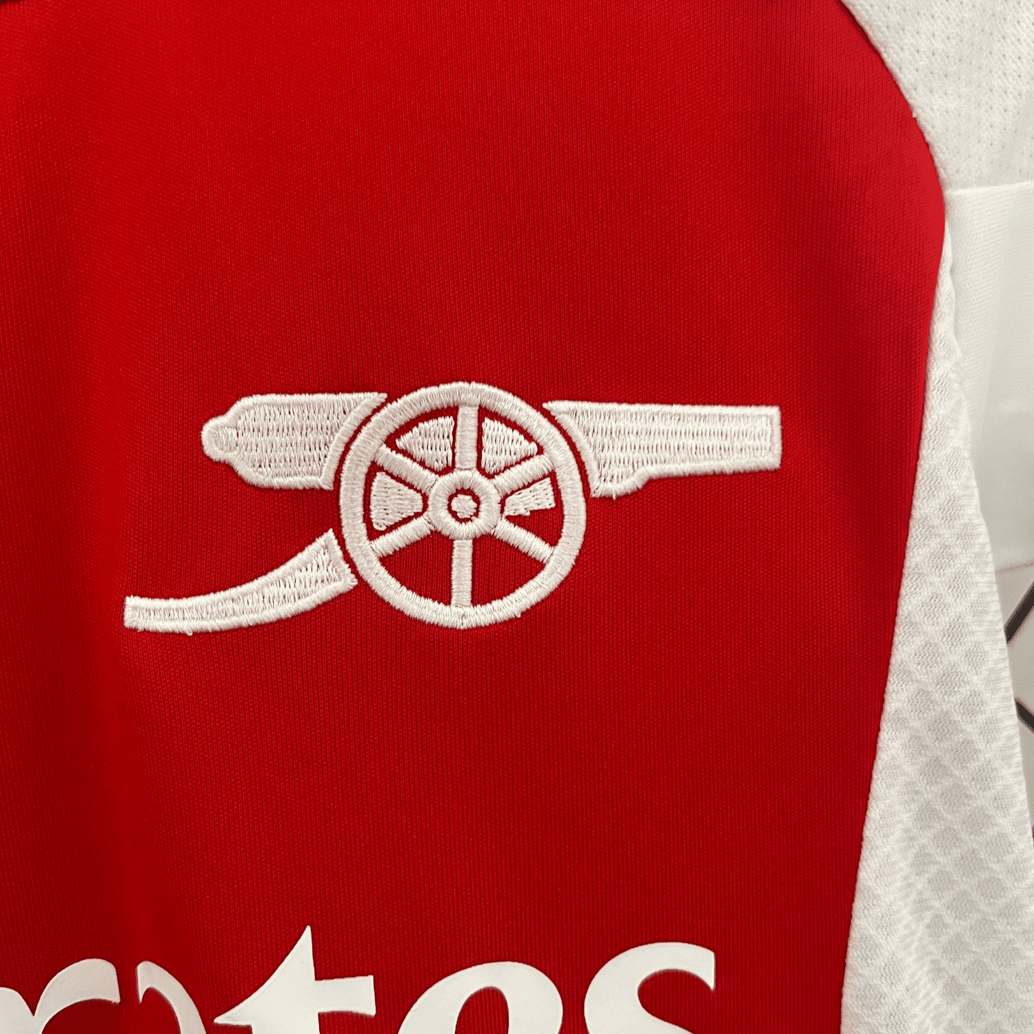 24/25 Arsenal Home Kids Size Kit from FootballPrestige.club - Premium Football Kits