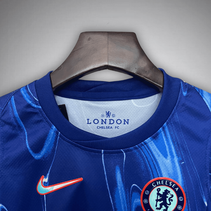 24/25 Chelsea Home Kids Size Kit from FootballPrestige.club - Premium Football Kits