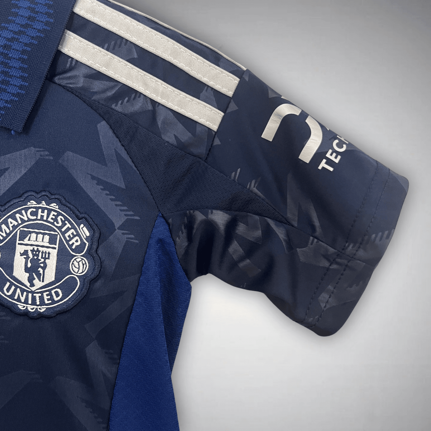 24/25 Manchester United Away Kids Size Kit - Premium Quality Kits at FootballPrestige.store