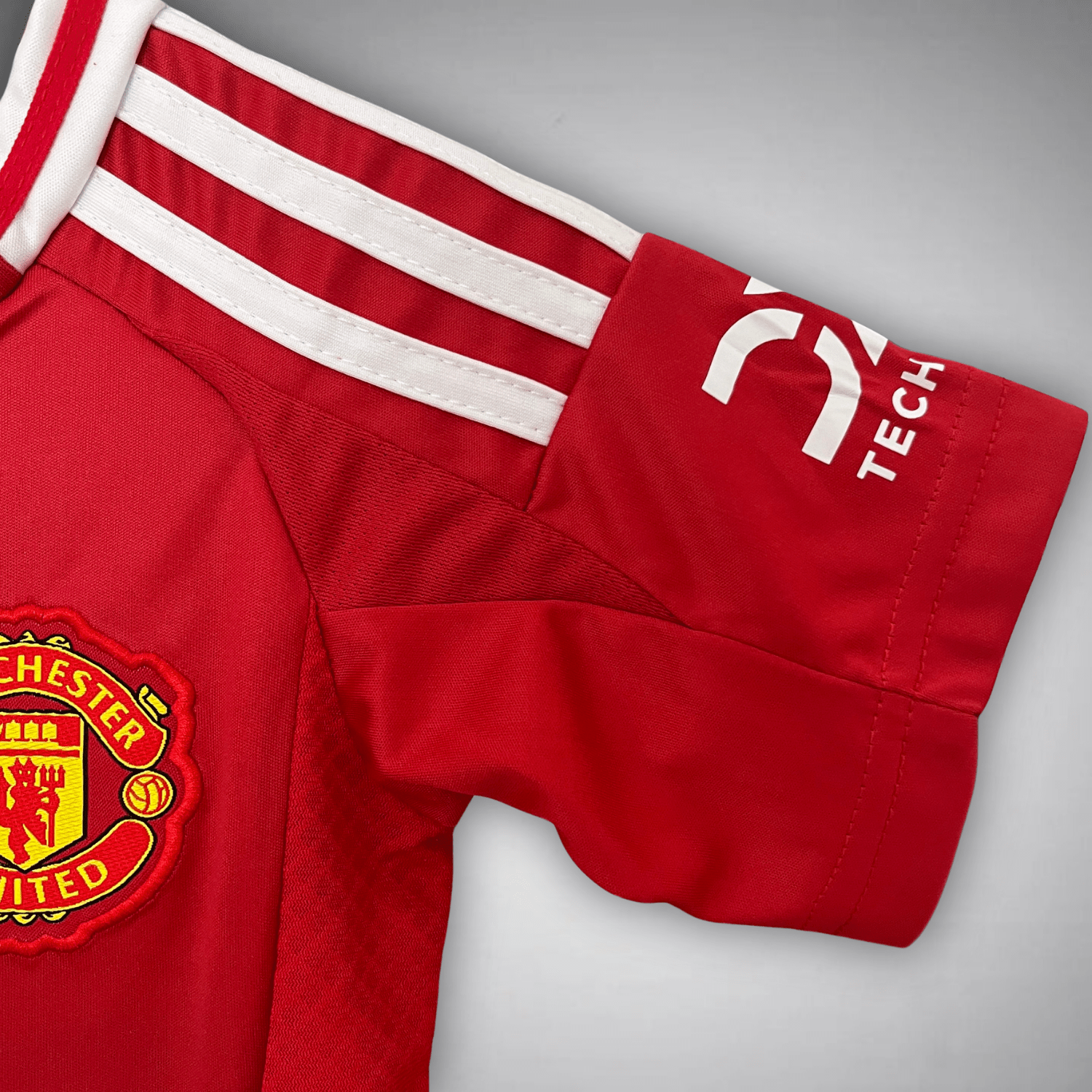 24/25 Manchester United Home Kids Size Kit - Premium Quality Kits at FootballPrestige.store