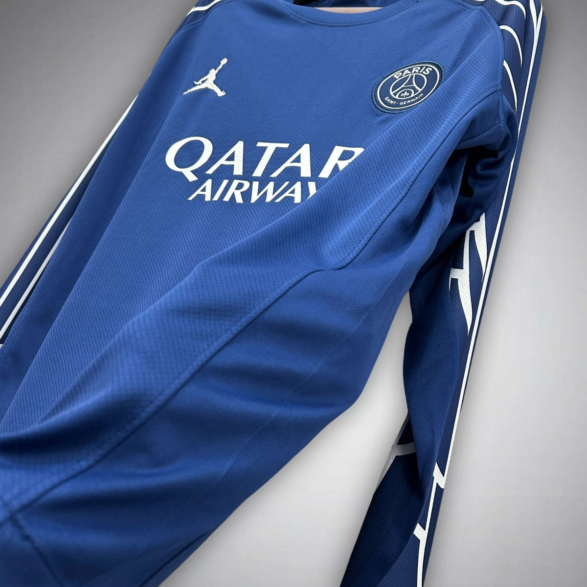 24/25 PSG x Jordan 4th Long Sleeve Kit from FootballPrestige.shop - Premium Concept kits