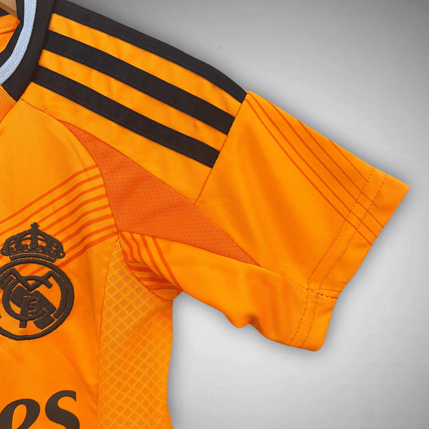 24/25 Real Madrid Away Kids Size Kit from FootballPrestige.club - Premium Football Kits