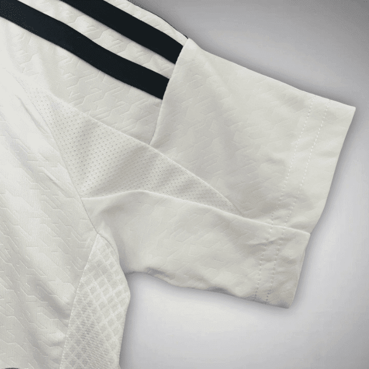 24/25 Real Madrid Home Kids Size Kit from FootballPrestige.club - Premium Football Kits