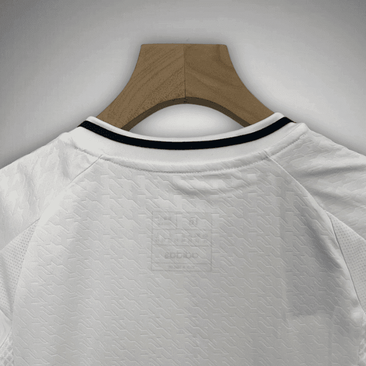 24/25 Real Madrid Home Kids Size Kit from FootballPrestige.club - Premium Football Kits