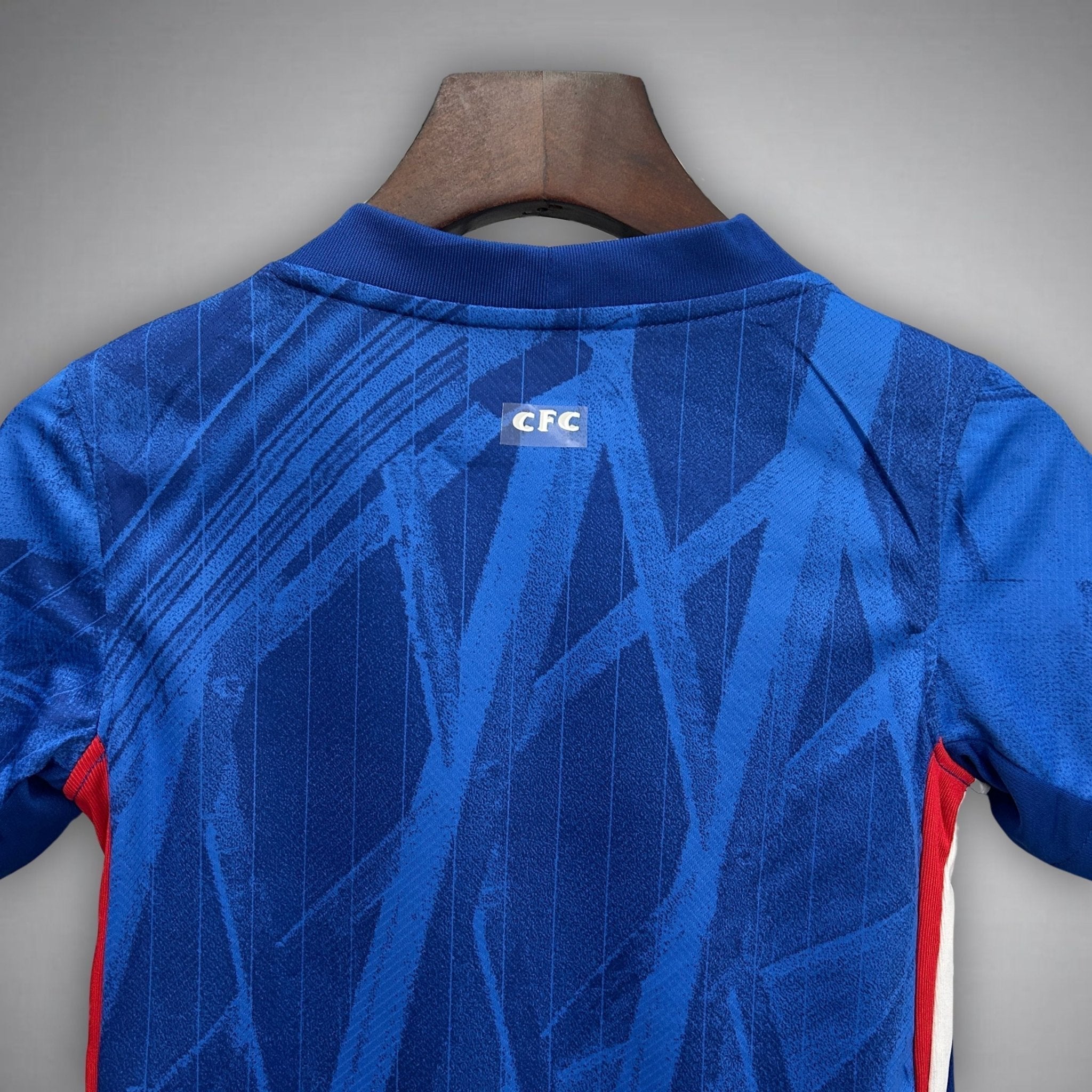 25/26 Chelsea Home Kids Size Kit from FootballPrestige.club - Premium Football Kits