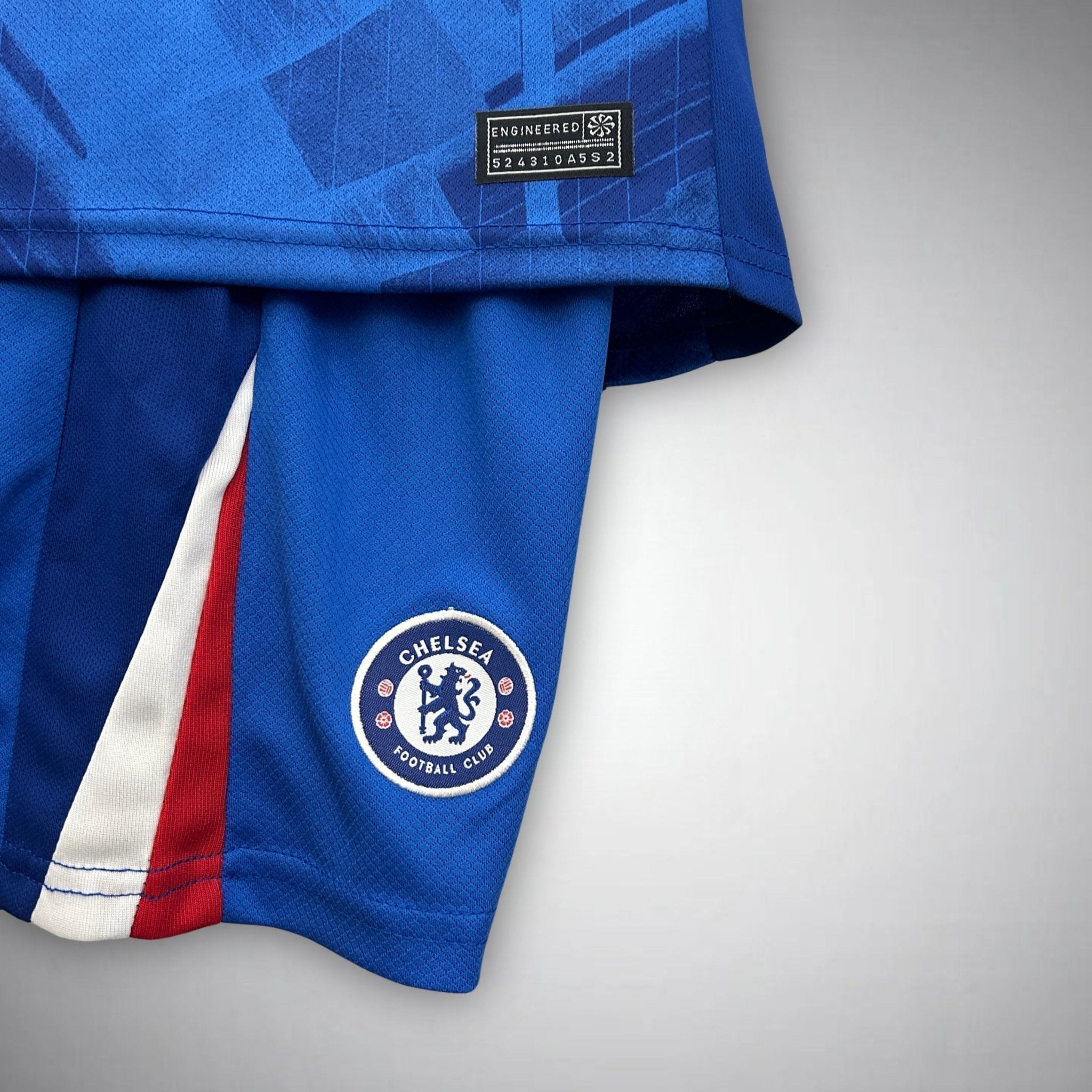25/26 Chelsea Home Kids Size Kit from FootballPrestige.club - Premium Football Kits
