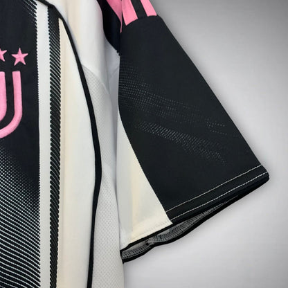 25/26 Juventus Home Kit from FootballPrestige.com - Premium Football Kits