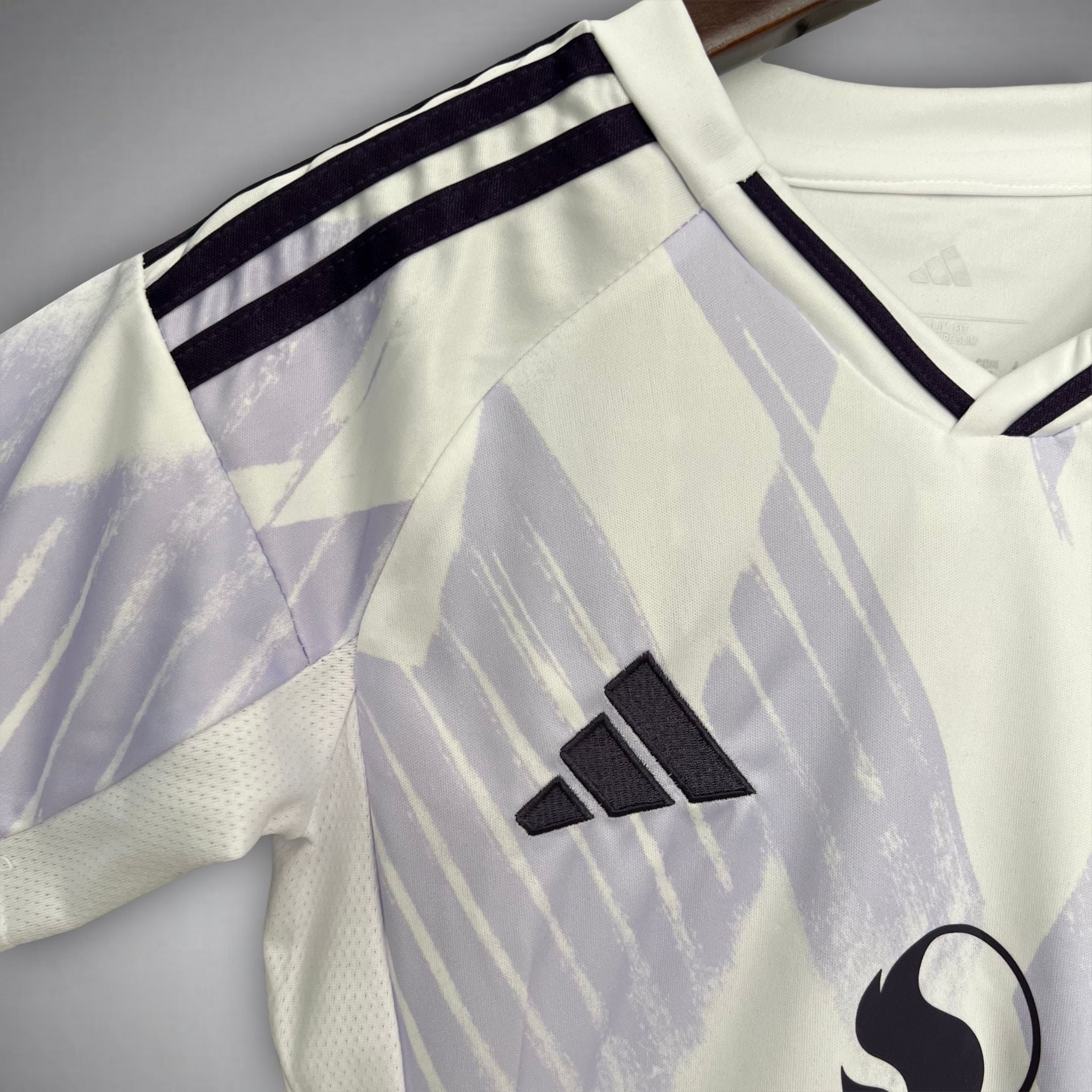 25/26 Manchester United Away Kids Size Kit - Premium Quality Kits at FootballPrestige.store