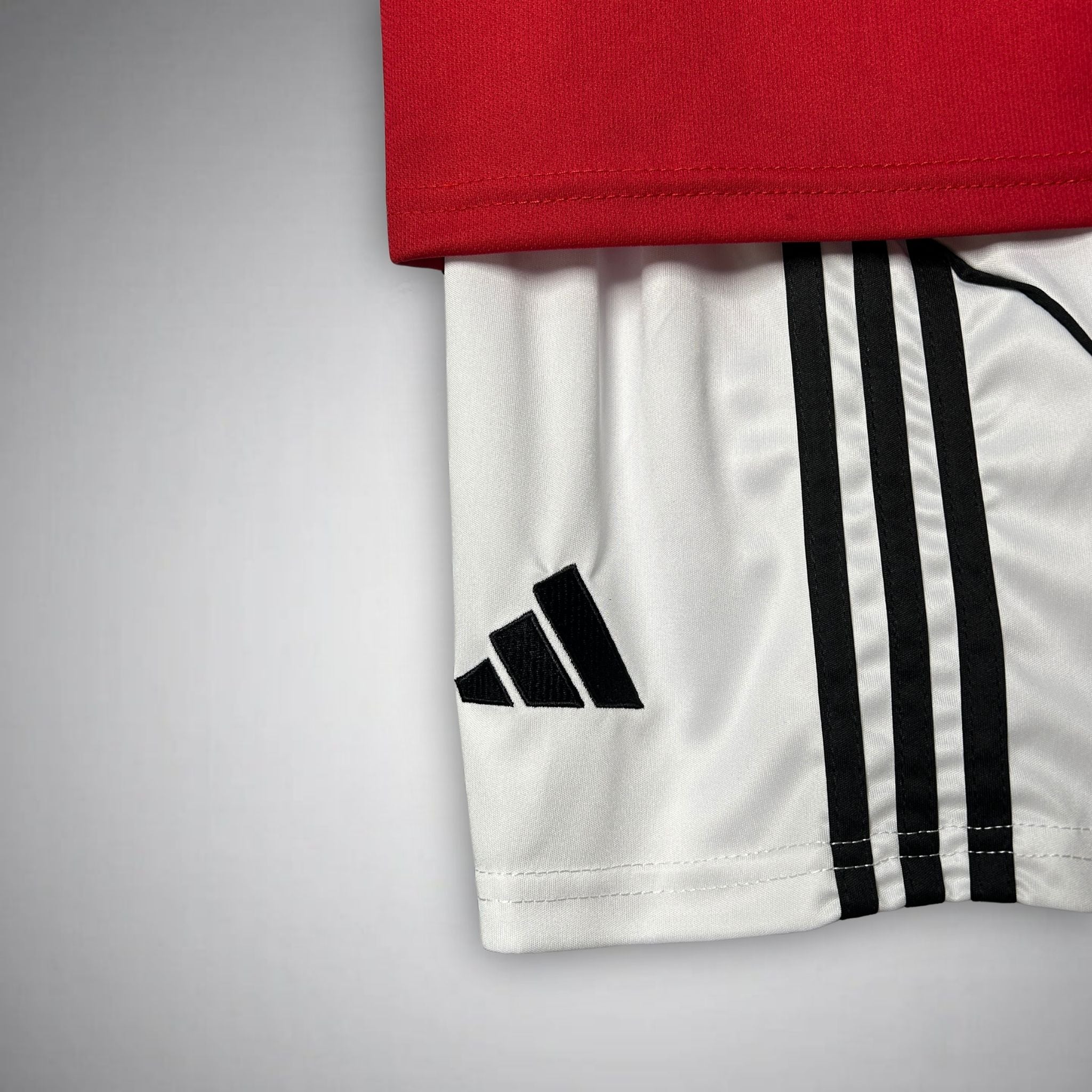 25/26 Manchester United Home Kids Size Kit - Premium Quality Kits at FootballPrestige.store