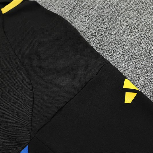 25/26 Manchester United Training Black Tracksuit - Premium Quality Kits at FootballPrestige.store