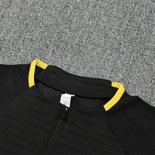 25/26 Manchester United Training Black Tracksuit - Premium Quality Kits at FootballPrestige.store