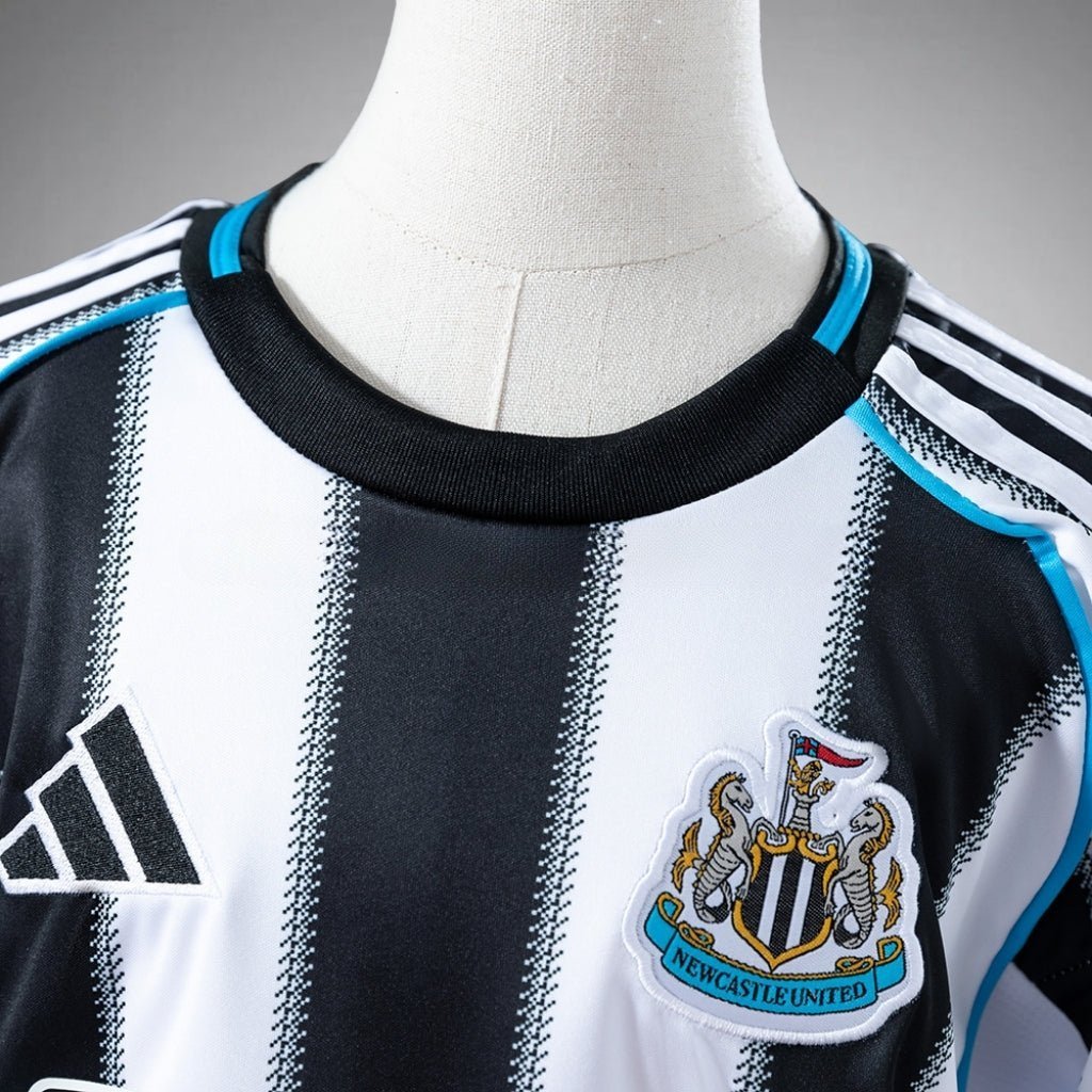 25/26 Newcastle United FC Home Kids Size Kit from FootballPrestige.club - Premium Football Kits