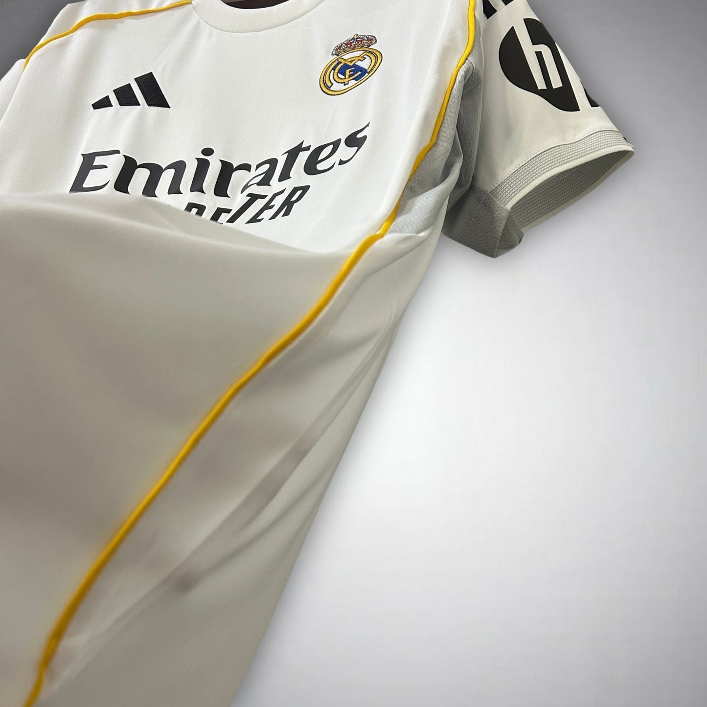 25/26 Real Madrid Home Kit from FootballPrestige.com - Premium Football Kits
