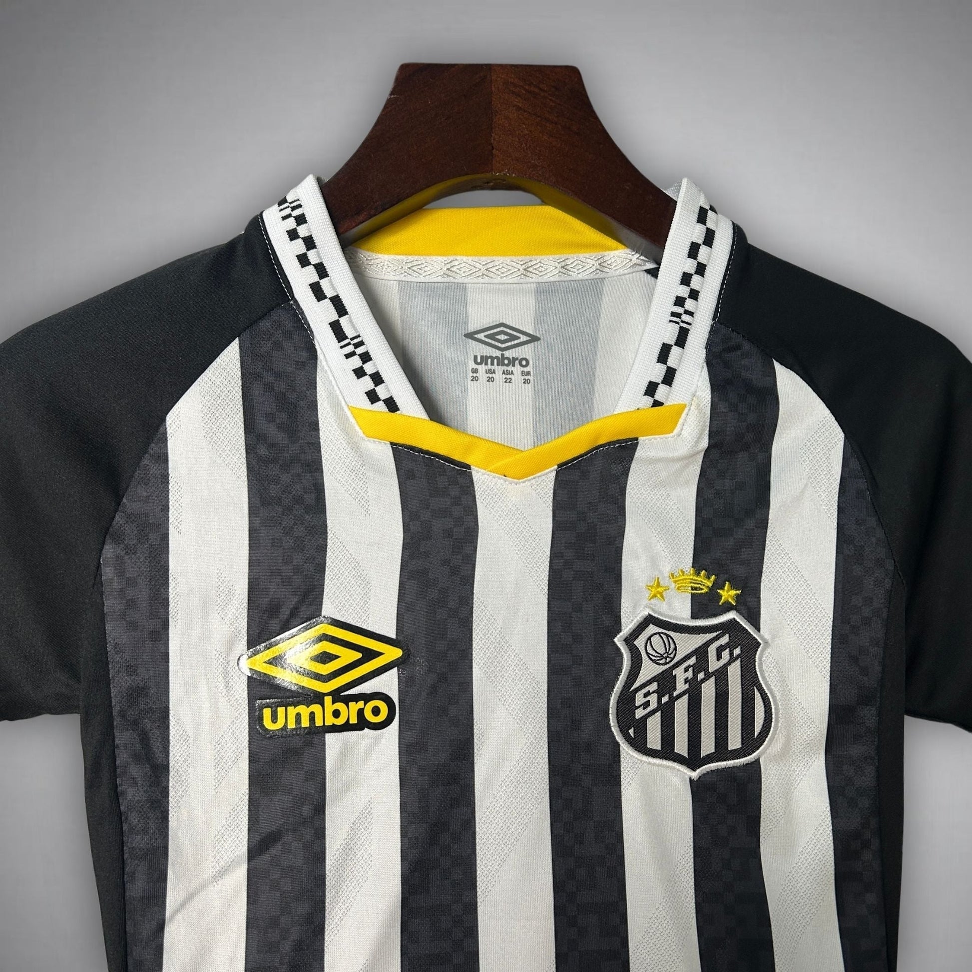 25/26 Santos FC Away Kids Size Kit from FootballPrestige.com - Premium Football Kits