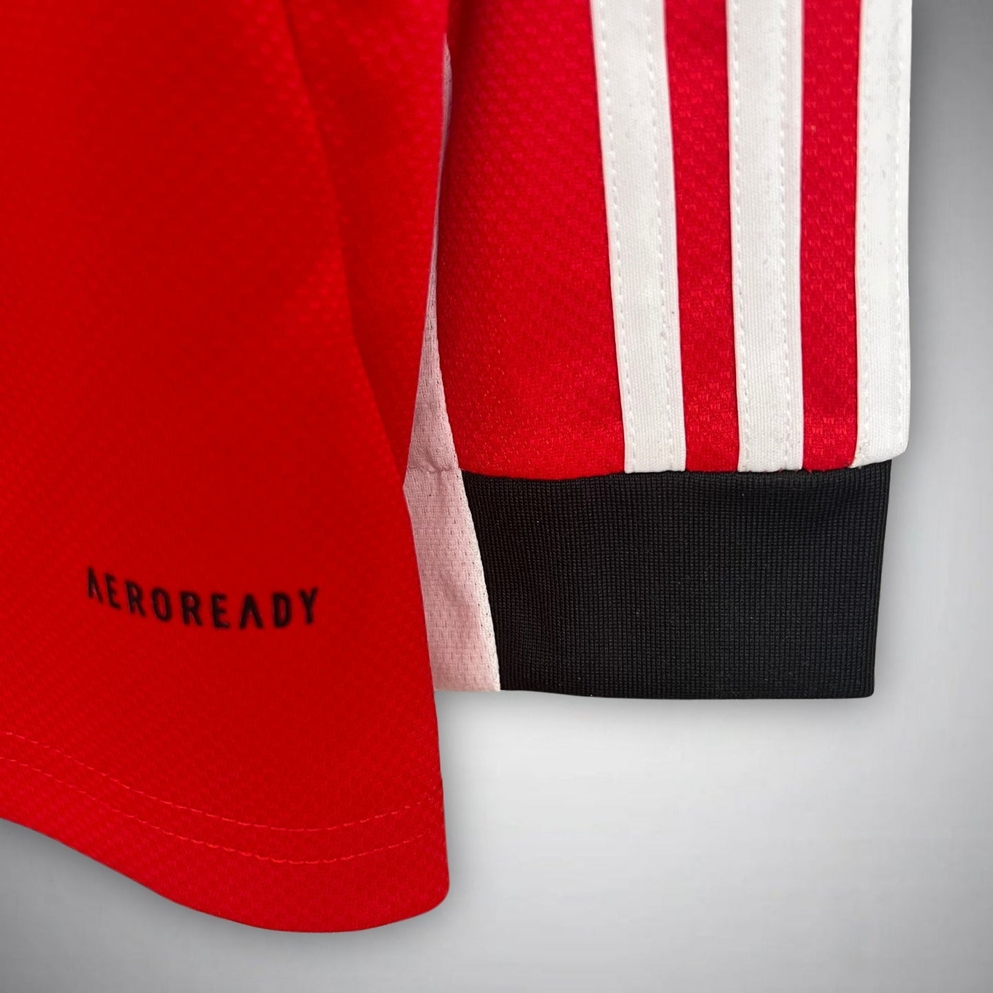 25/26 SL Benfica Home Long Sleeve Kit from FootballPrestige.com - Premium Football Kits