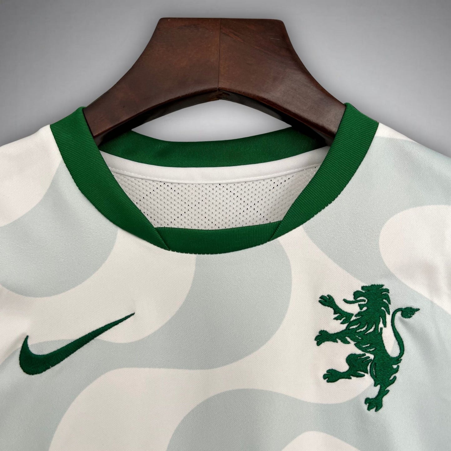 25/26 Sporting CP Fourth Kids Size Kit from FootballPrestige.com - Premium Football Kits