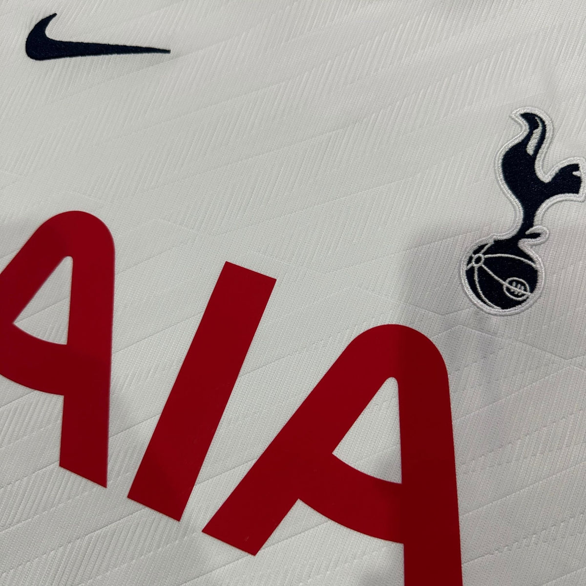 26/27 Tottenham Home Kit