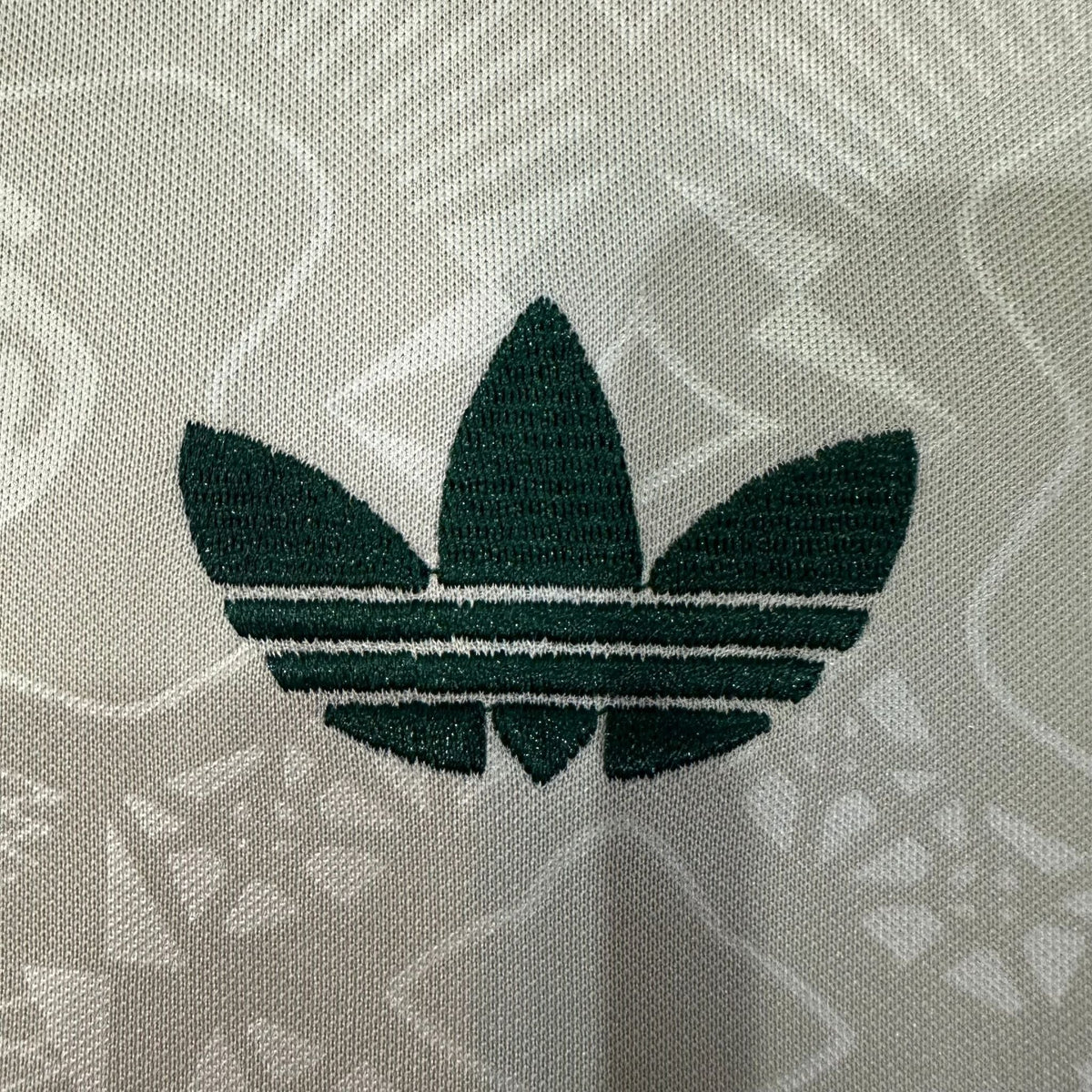 25/26 FC Bayern Oktoberfest Kit