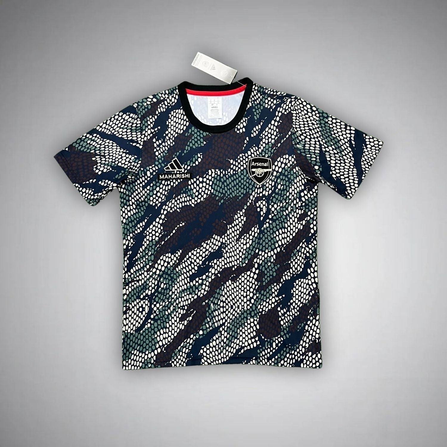 Arsenal "Serpent Strike" Premium Kit from FootballPrestige.club - Premium Football Kits